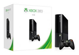 XBOX 360 - NEW XBOX 360 4GB SLIM PAL